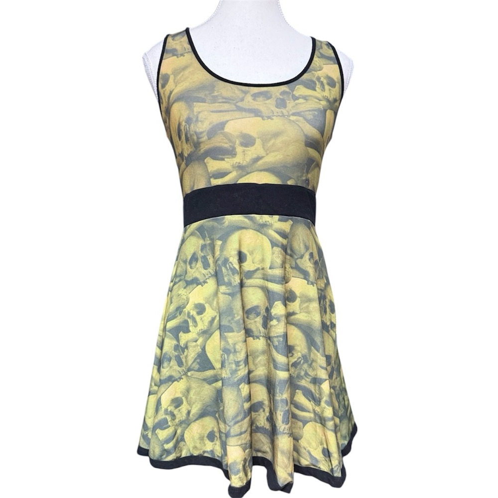 Kreepsville 666 skull pile skater dress sz Medium